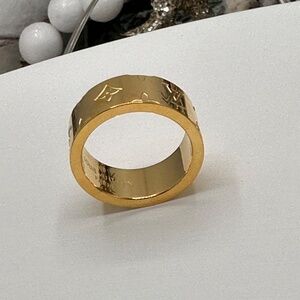Gold Designer Women's Ring